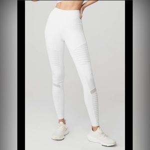 Alo Yoga White Moto Legging Nwot - image 1